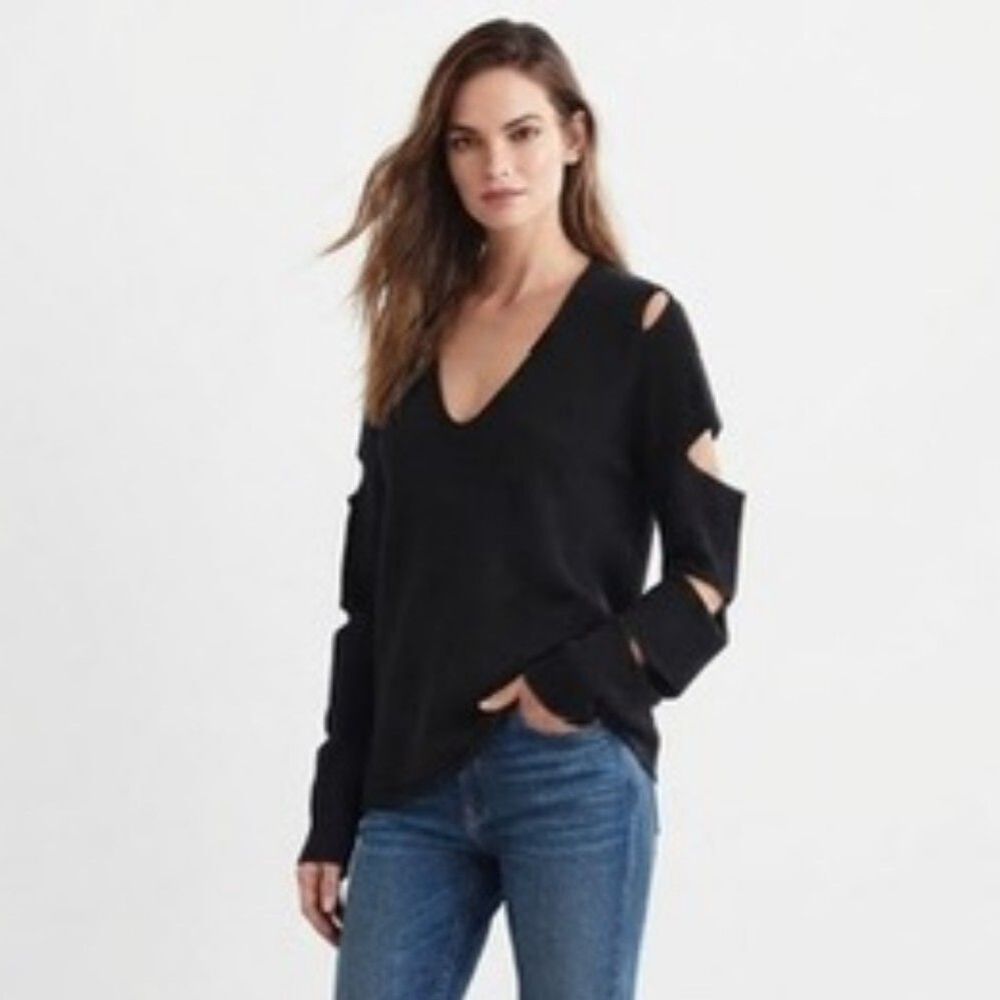 Aqua Cashmere women's black 100% cashmere slashed cut-out sleeve V-neck sweater